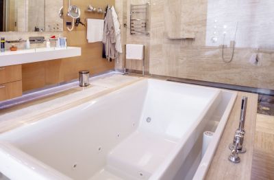 Modern Bathroom with Bathtub